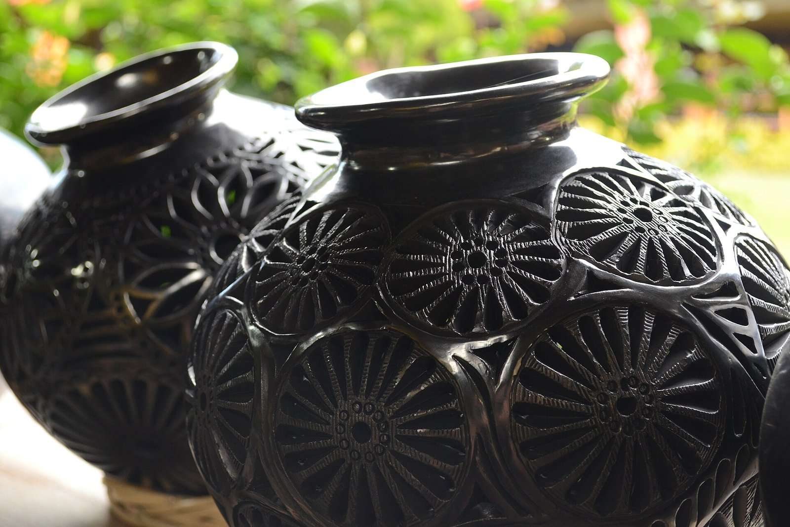 Vasijas de barro negro calado de San Bartolo Coyotepec, Oaxaca